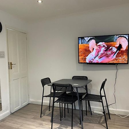Plough Way Flat Apartment Londra Exterior foto