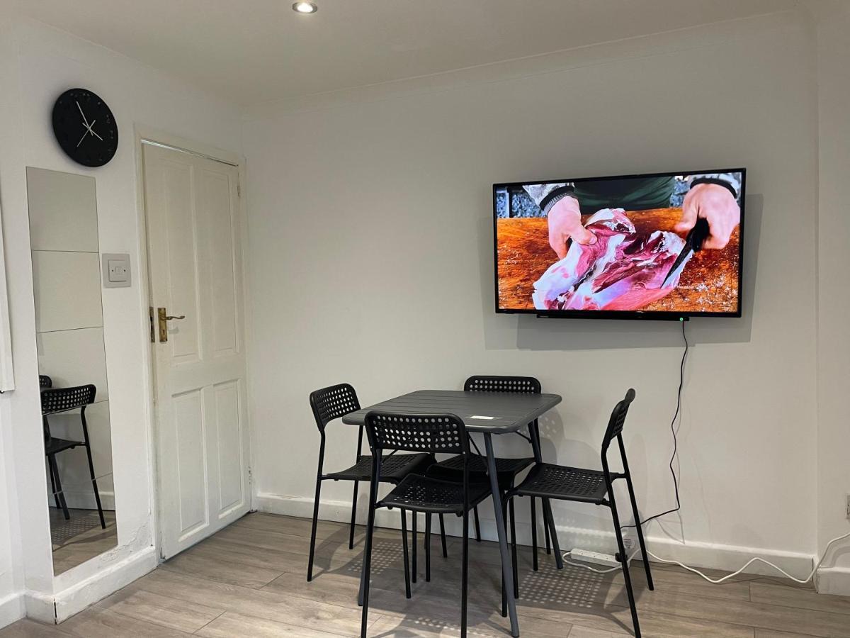 Plough Way Flat Apartment Londra Exterior foto